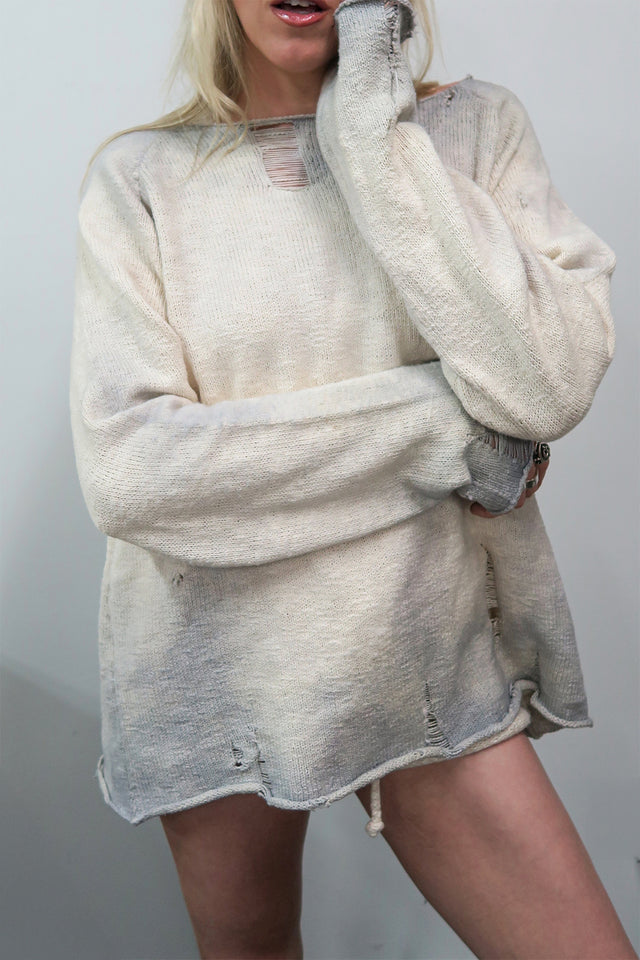 Female model in the archive finish raglan sweater knit in 100% cotton in los angeles.
