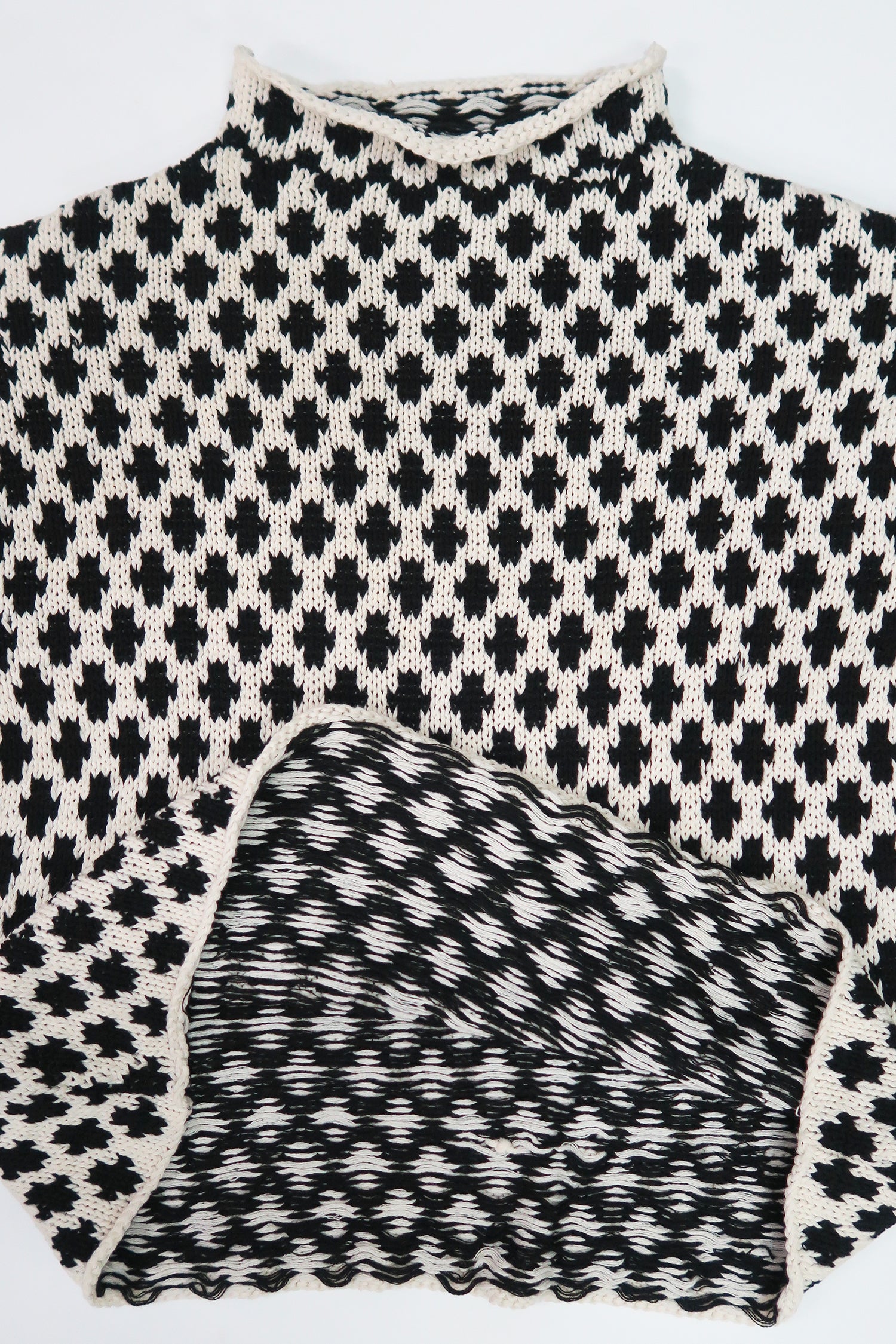 Nordic Tile Mock Neck Sweater - Black & Cream